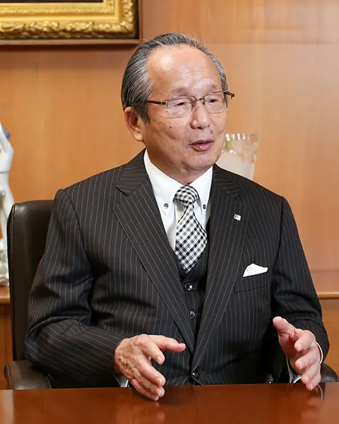 代表取締役会長 グループCEO 小林哲也