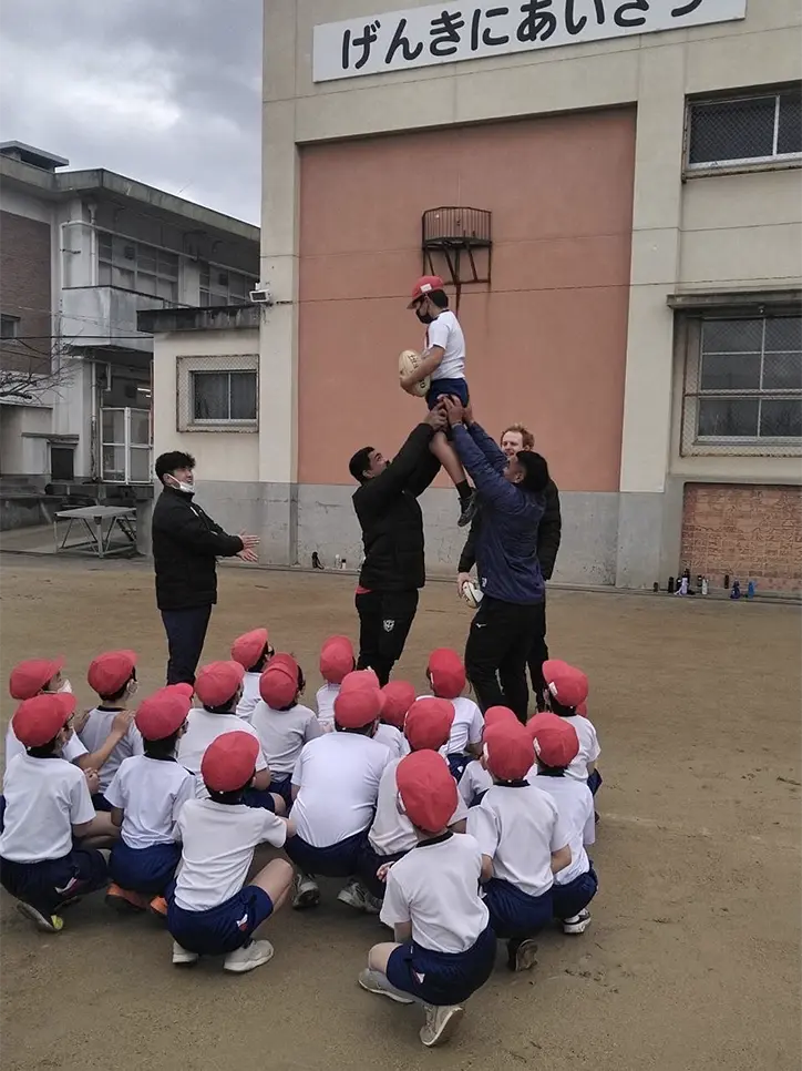ラグビー体験の様子