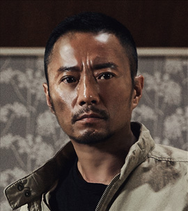 杜丘(张涵予 饰)